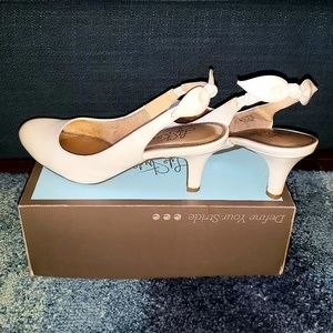 Life Stride Shoes - White Slingback Kitten Heels Life Stride Shoes - White Slingback Kitten Heels